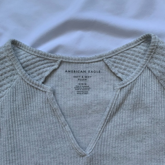 American Eagle Cropped Long Sleeve Top - Picture 2 of 5